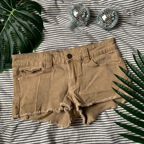 Forever 21 Khaki Tan Denim Short - Picture 1 of 4